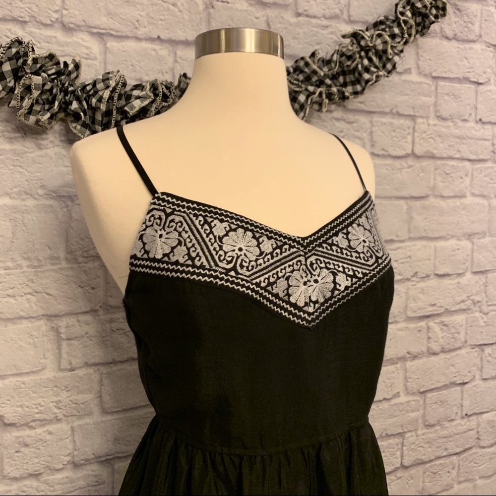 Three Pink Hearts Embroidered Lined Dress - Picture 4 of 11